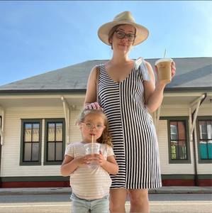 Meet your Posher, Lauren